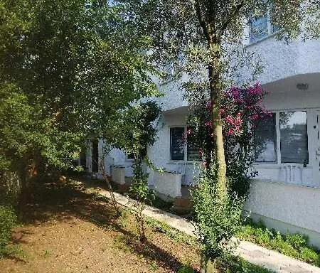 Derin Butik Hotel * Изник